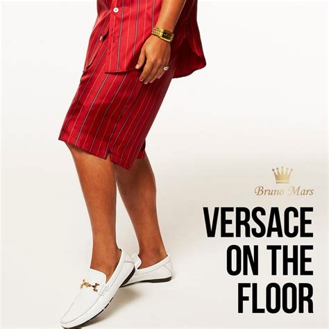 bruno mars versace on the floor testo in italiano|versace on the floor lyrics meaning.